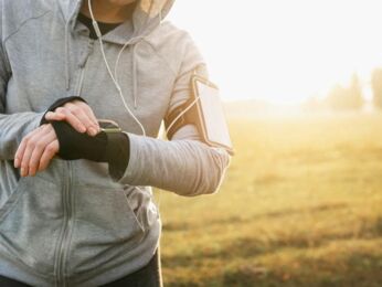 Watch for sports with smartwatch. Jogging training for marathon.